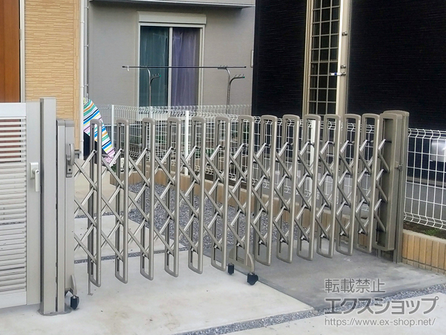 栃木県小山市ののフェンス・柵 レイオス1型 ノンレール 片開き 30S 施工例