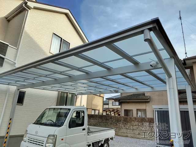 栃木県下野市ののカーポート ソリッドポート ワイド 積雪〜20cm対応 施工例