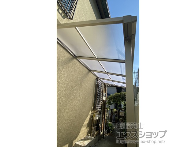 東京都大田区ののテラス屋根 ソラリア F型 テラスタイプ 単体 積雪〜20cm対応 施工例