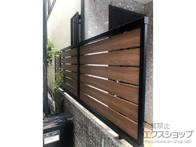 神奈川県川崎市ののフェンス・柵 フェンスAB YS3型 横スリット3 複合色 フリーポールタイプ 施工例