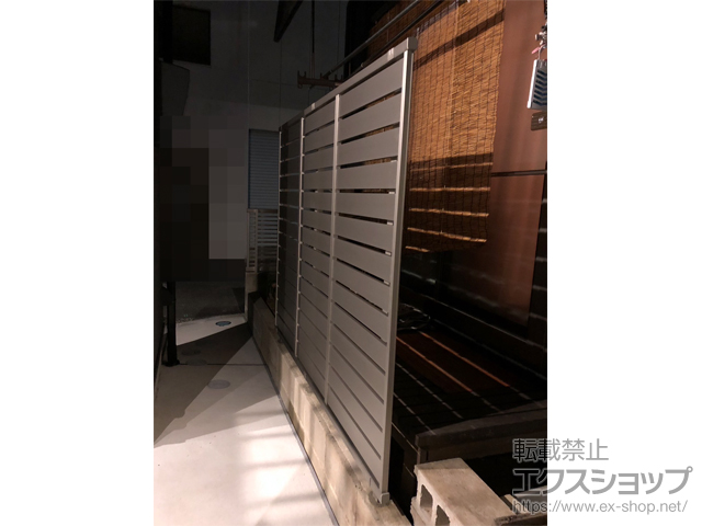 広島県安芸郡海田町ののフェンス・柵 シンプレオフェンスSY1F型 横スリット 自由柱施工 施工例