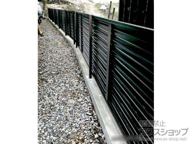 長野県諏訪市ののフェンス・柵 ミエーネフェンス 目隠しルーバータイプ　自由柱施工 施工例