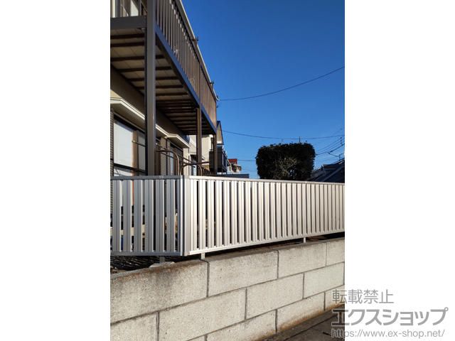 千葉県印西市ののフェンス・柵 シンプレオフェンスST1F型 縦スリット 自由柱施工 施工例