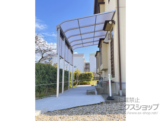 愛知県名古屋市ののテラス屋根 ソラリア R型 テラスタイプ 単体 積雪〜20cm対応+前面パネル 施工例
