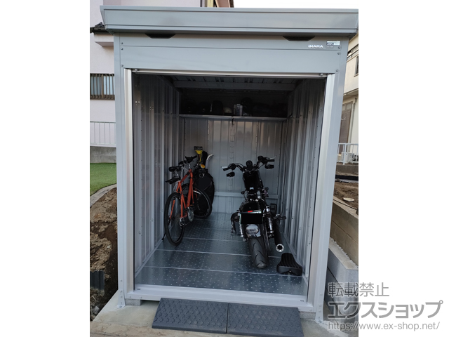 茨城県取手市のの倉庫・ガレージ FM-1826HY-GM バイク保管庫 一般型 床付タイプ 1790×2630×2385 ハイルーフ FM-1826HY+ バイク保管庫 オプション 施工例
