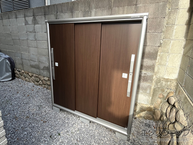 大阪府高槻市のの物置・屋外倉庫 エスモ 一般型 1500×537×1614 ESF-1505D-WC 施工例