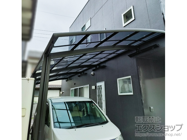 愛知県名古屋市ののカーポート ネスカR (ラウンドスタイル) 縦連棟 積雪〜20cm対応 施工例