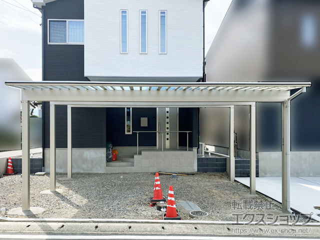 長野県上高井郡小布施町ののカーポート エフルージュ ツイン100 複合色 6本柱 積雪〜100cm対応 施工例