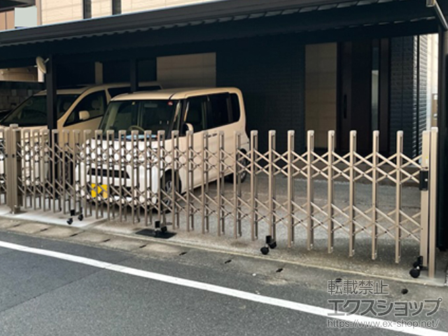 福岡県福岡市ののカーゲート トリップゲートII S型 傾斜地対応 ノンレール 片開き 52S 施工例