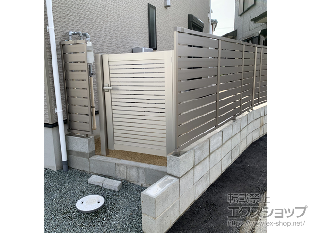 福岡県大牟田市のの門扉 シンプレオ門扉3型 横太格子 片開き 門柱使用 施工例