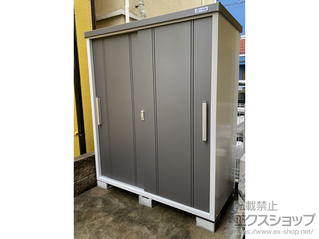 大阪府東大阪市のの物置・屋外倉庫 クール 一般型 1700×750×1947 EC-1775-GK 施工例