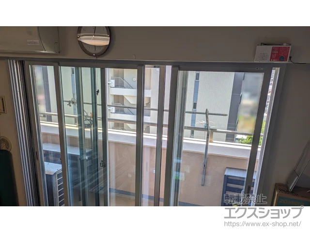 兵庫県西宮市のLIXIL リクシル（トステム）の内窓（二重窓・二重サッシ） インプラス 引違い窓 3枚建（外内内仕様） 施工例