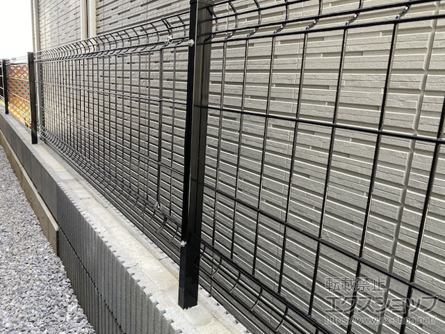 埼玉県さいたま市ののフェンス・柵 イーネットフェンス 3F型 フリーポールタイプ 施工例