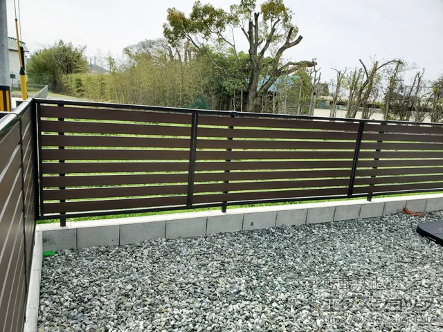 愛知県豊橋市のValue Selectのフェンス・柵・塀 モクアルフェンス 横板タイプ　自由柱施工 施工例