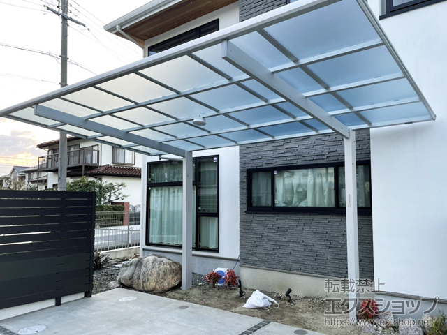 大阪府交野市ののカーポート エフルージュ FIRST　積雪〜20cm対応 施工例