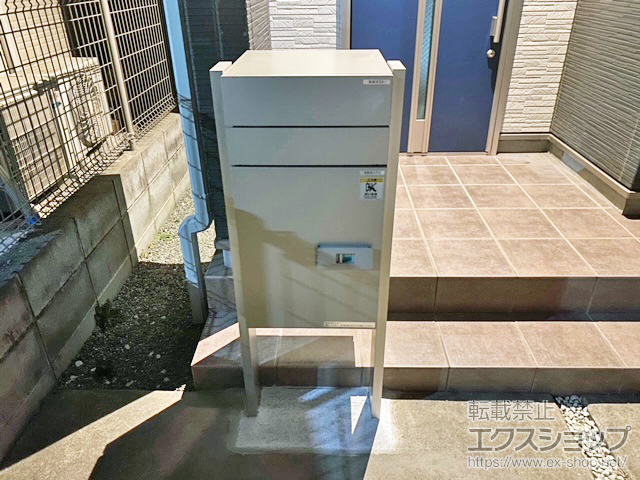 神奈川県秦野市のの機能門柱・ポスト ルシアス 宅配ポスト2型 柱納まり(埋込式) 施工例