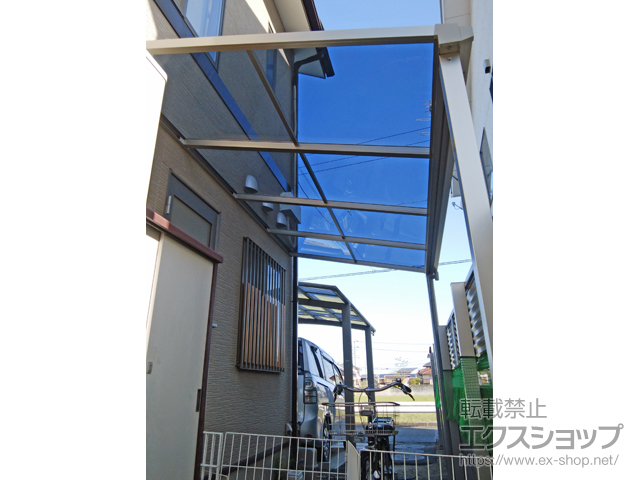 岡山県岡山市ののテラス屋根 ソラリア F型 テラスタイプ 単体 積雪〜20cm対応 施工例
