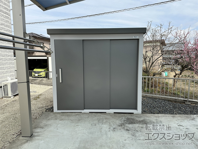 三重県四日市市のの物置・屋外倉庫 レスパス LES-2217(GM) 一般型 2289×1768×2100 LES-2217(GM)-GM 施工例