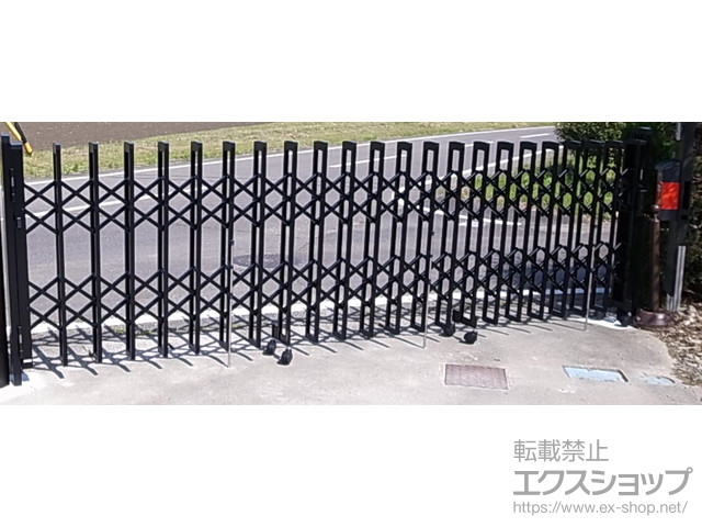 三重県津市ののカーゲート トリップゲートII S型 傾斜地対応 ノンレール 片開き 43S 施工例