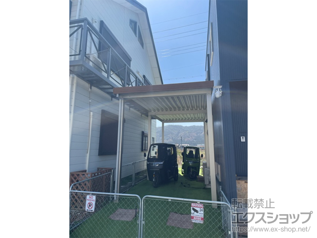 滋賀県高島市ののカーポート ジーポートPro 1500 奥行延長 6本柱 木調マテリアルカラー 積雪〜50cm対応 施工例