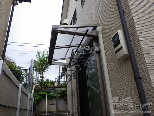 神奈川県横浜市ののテラス屋根 スピーネ F型 ルーフタイプ 単体 積雪〜20cm対応 施工例