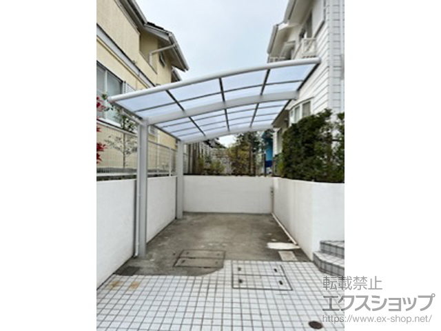 東京都町田市ののカーポート ネスカR (ラウンドスタイル) 積雪〜20cm対応＋着脱式サポート柱 施工例
