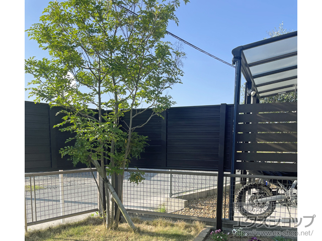 静岡県浜松市ののフェンス・柵 モクアルフェンス 目隠しタイプ 上段のみ自立建て用 施工例