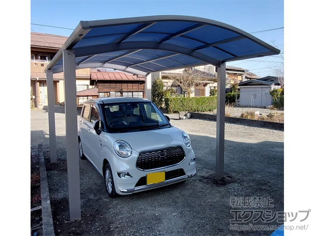 山梨県都留市のYKKAPのカーポート アリュース ワン　積雪～20cm対応 施工例