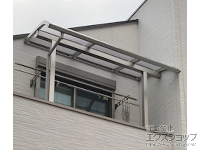 東京都葛飾区ののバルコニー・ベランダ屋根 ソラリア R型 屋根タイプ 単体 積雪〜20cm対応 施工例