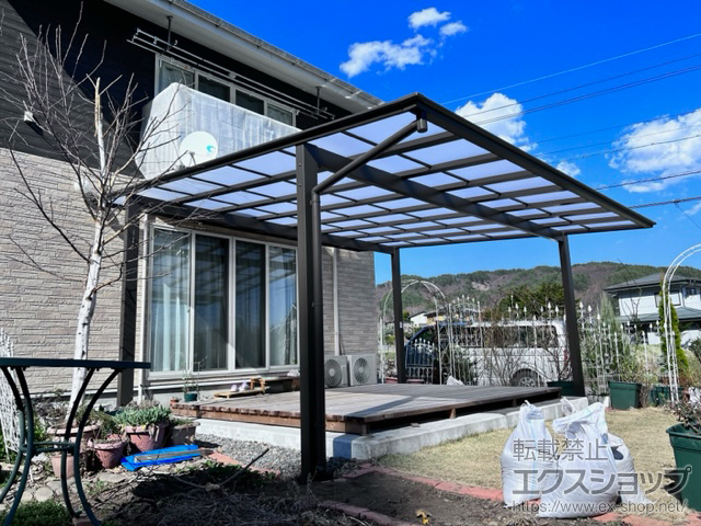 長野県茅野市ののカーポート ソリッドポート ワイド 積雪〜20cm対応 施工例