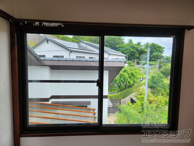 広島県広島市のの二重窓（内窓） インプラス 開き窓 外観左吊元 施工例