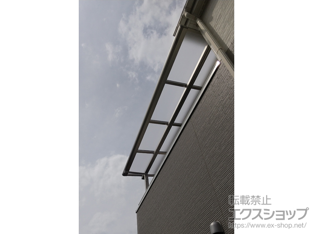 東京都あきる野市ののバルコニー・ベランダ屋根 ソラリア F型 屋根タイプ 単体 積雪〜20cm対応 施工例
