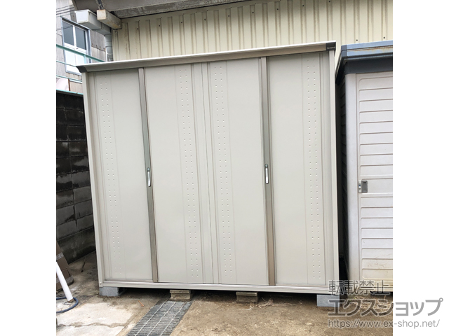 大阪府大阪市のの物置・屋外倉庫 グランプレステージジャンプ 2247×900×2100 GP-229H-F-MW 施工例
