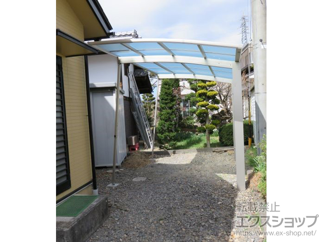 長野県上田市ののカーポート アリュースZ 積雪〜25cm対応＋ 着脱式サポート柱 施工例
