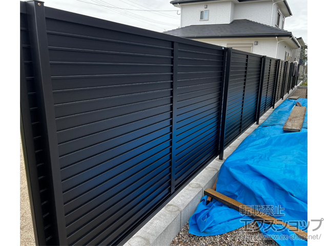 熊本県荒尾市ののフェンス・柵 フェンスAB YM2型 横目隠し2 フリーポールタイプ 施工例