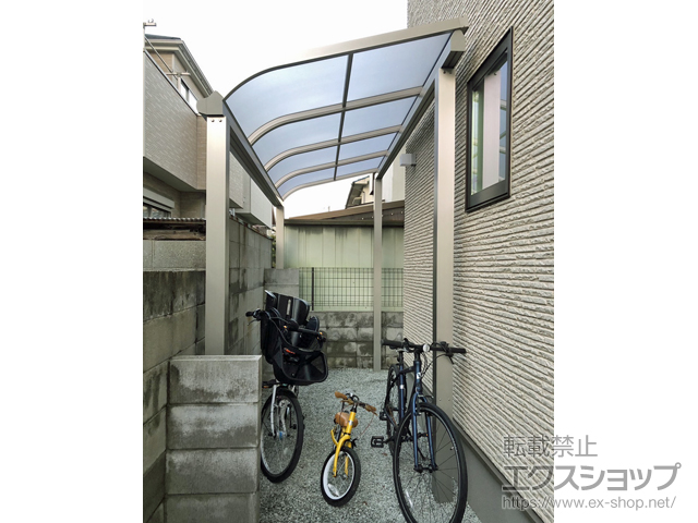 兵庫県姫路市ののテラス屋根 ソラリア R型 独立タイプ 単体 〜20cm対応 施工例