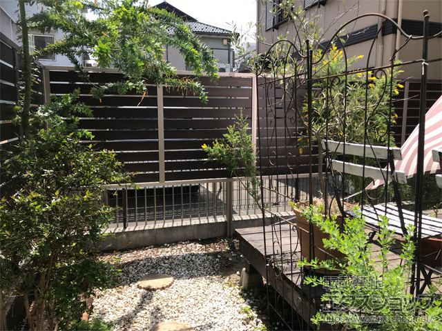 神奈川県大和市ののフェンス・柵 モクハイフェンス アルミ多段柱仕様（上段のみ） 施工例