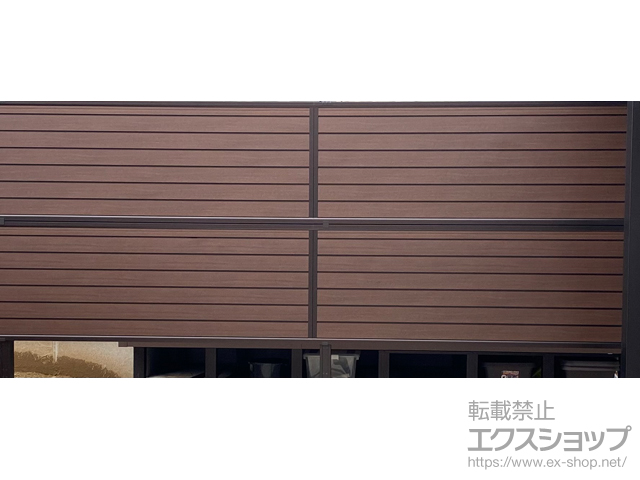 新潟県見附市ののフェンス・柵 モクアルフェンス 目隠しタイプ 3段支柱 自立建て用 施工例