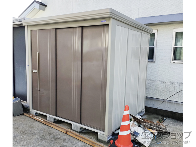 高知県高知市のの物置・屋外倉庫 Mr.ストックマンダンディ 一般型 2200×1922×2110 ND-2219-Y-B 施工例