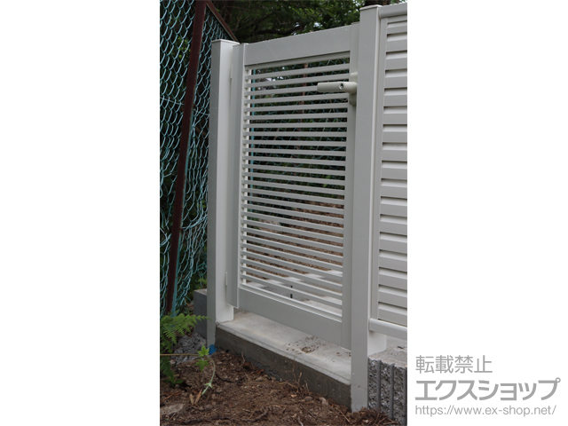 三重県名張市のの門扉 シンプレオ門扉1型 横格子 片開き 門柱使用 施工例