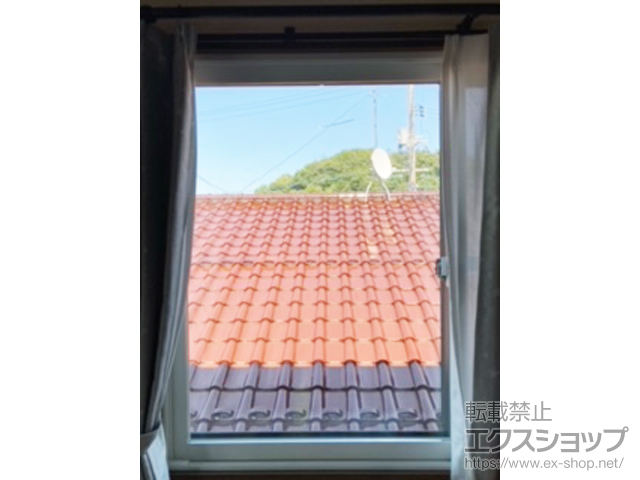 島根県出雲市のの二重窓（内窓）、玄関ドア プラメイクEII 引違い窓 2枚建 窓タイプ 施工例
