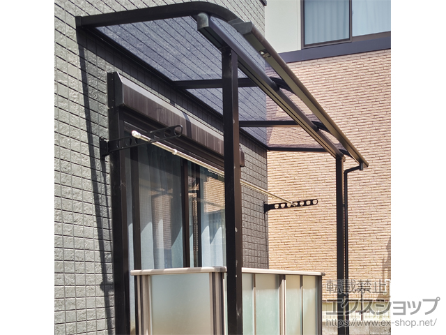 埼玉県さいたま市ののテラス屋根 スピーネ R型 テラスタイプ 単体 積雪〜20cm対応 施工例