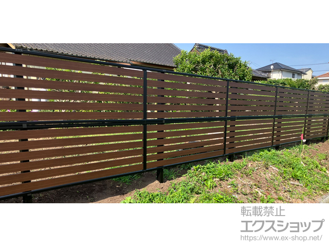 茨城県水戸市ののフェンス・柵 モクアルフェンス 横板タイプ 2段支柱 自立建て用 施工例