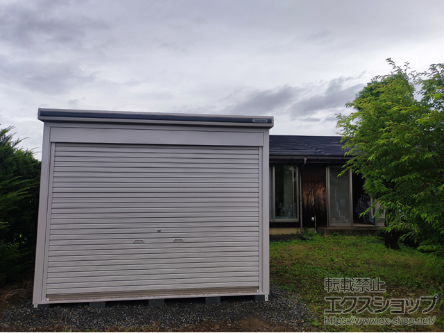 長野県松本市のの物置・屋外倉庫 エルモシャッター 一般型 床タイプ LOD-2929HF LOD-2929HF-CB＋小窓：A型 施工例
