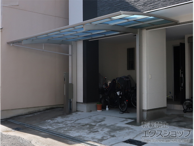 大阪府大阪市ののカーポート アリュースRE 前下がり 積雪〜20cm対応 施工例
