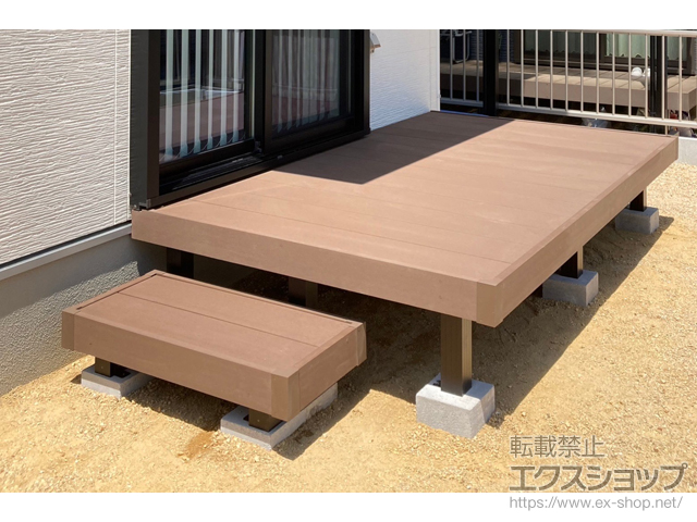 滋賀県守山市ののウッドデッキ リウッドデッキ 200＋独立式リウッドステップ2型 施工例