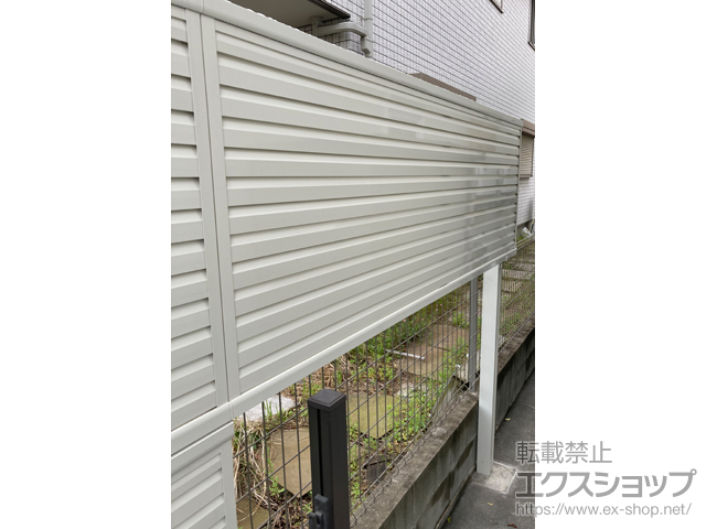 福岡県福岡市ののフェンス・柵 ミエーネフェンス 目隠しルーバータイプ 上段のみ設置 自立建て用 施工例