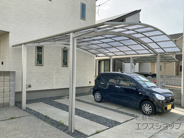 岡山県岡山市のYKKAPのカーポート アリュース ツイン　積雪～20cm対応 施工例