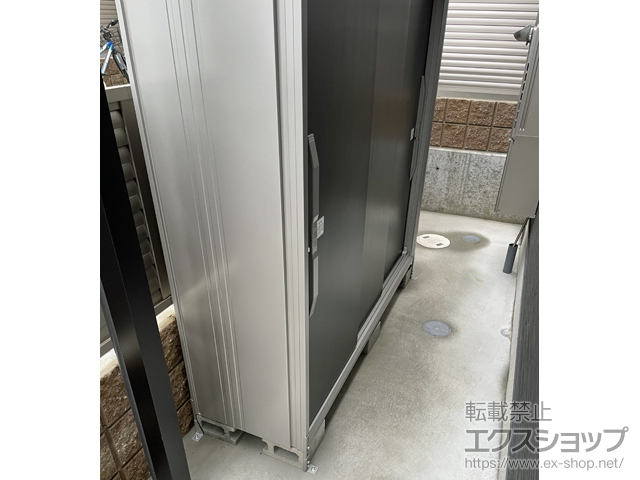 大阪府箕面市のの物置・屋外倉庫 エスモ 一般型 1800×537×1614 ESF-1805D-WE 施工例