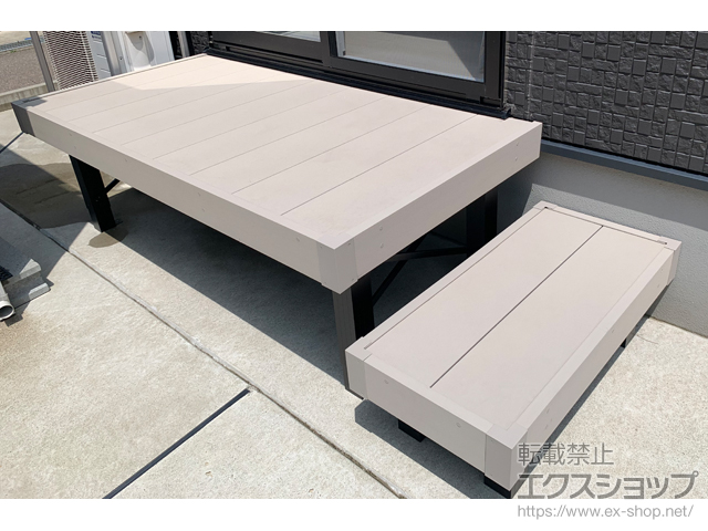 新潟県上越市ののウッドデッキ リウッドデッキ 200＋独立式リウッドステップ2型 施工例